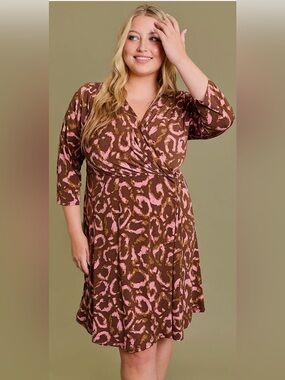 Gilli Pink and Brown Abstracts Print Wrap Dress